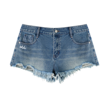 Load image into Gallery viewer, THOTSTAR Women's Vintage Wash Raw Hem Denim Shorts
